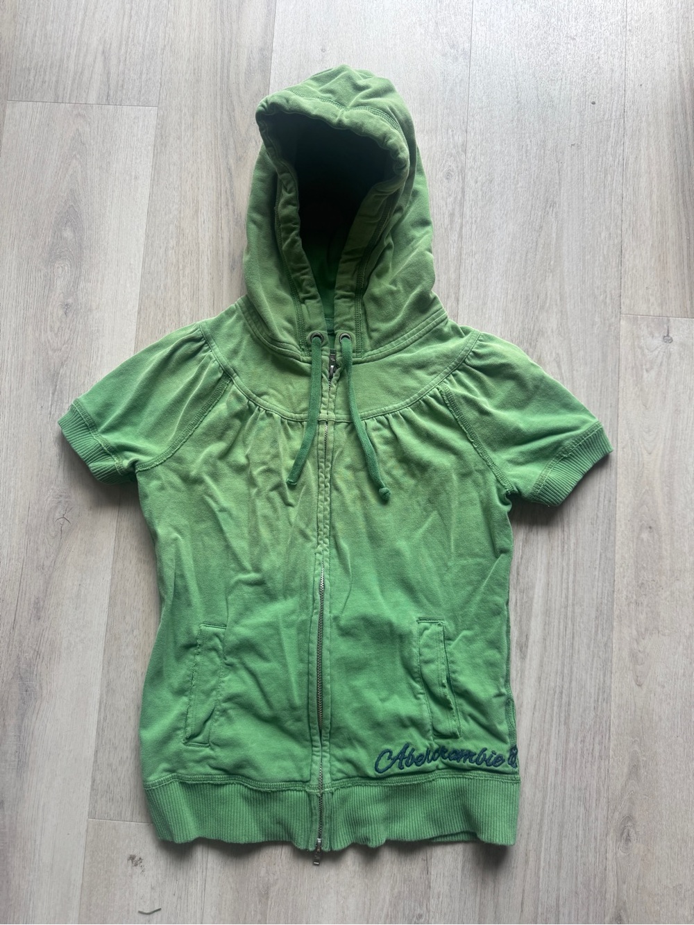 Vintage Abercrombie & Fitch  2000s Era green short sleeved hoodie medium
